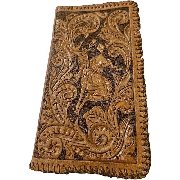 👛 Wallet Hand Tooled Brown Leather  with Rodeo Design