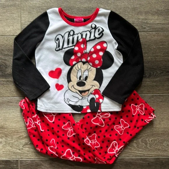 Girl’s Disney Minnie Mouse Fleece Pajama Set Sz 6