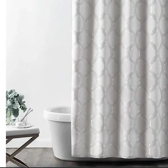 Croscill Gwynn Fabric Shower Curtain Silver Gray Geometric Design Bathroom Decor