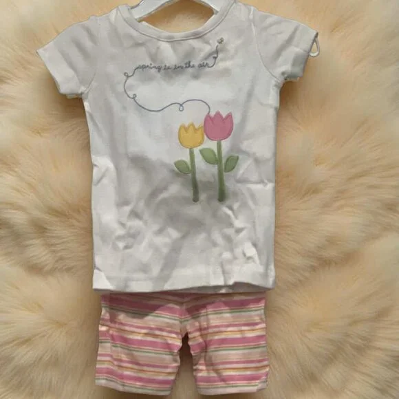 Gymboree NWT White knit Pajamas Embroidered  Tulips and Striped Pants 6-12 mos.