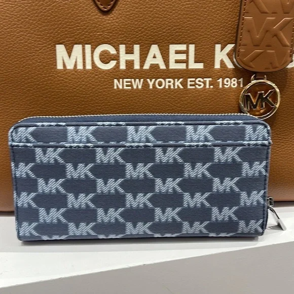 Michael Kors Men’s Women’s Cooper Tech Zip Around Continental Wallet Navy Multi
