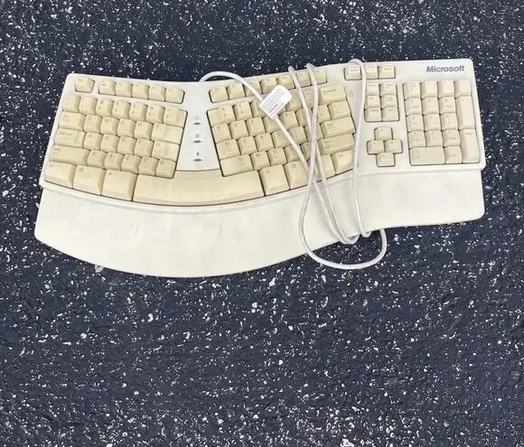 Microsoft Natural Ergonomic White Keyboard 90's Microsoft Excellent Vintage