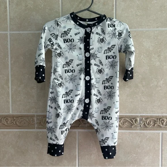 Sugar Bee Halloween Buttflap Pajamas