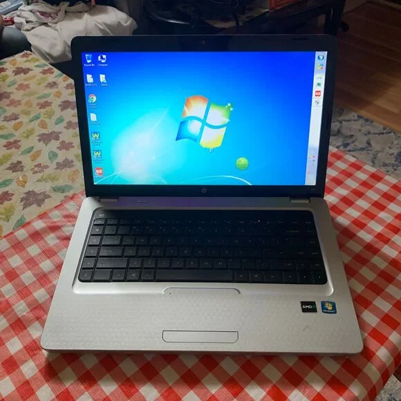 HP G62 Notebook PC AMD V120 Processor 2.20 GHz laptop
