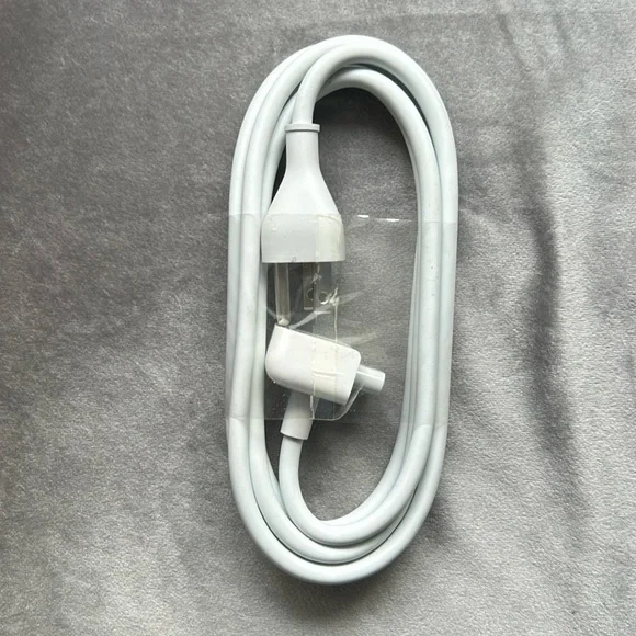 Power Adaption Extension Cable - Apple - Brand New