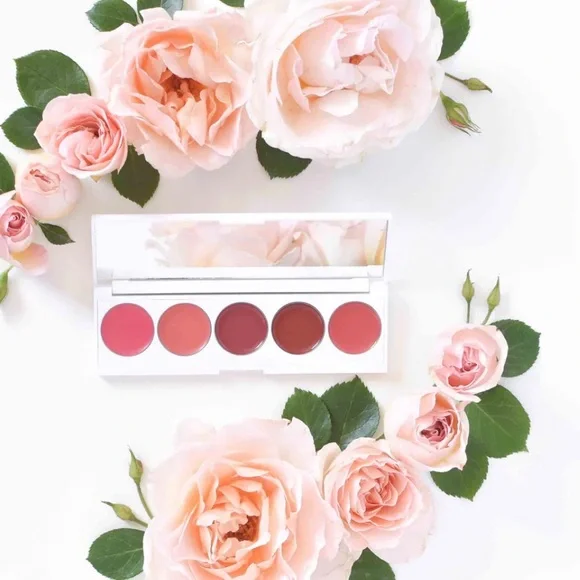 Seraphine Botanicals Rhubarb + Rose - Creamy Lip & Cheek Palette.