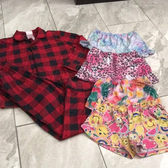 GIRLS - Pjs Set and Loungewear Shorts / Bundle of 6 | M 7-8
