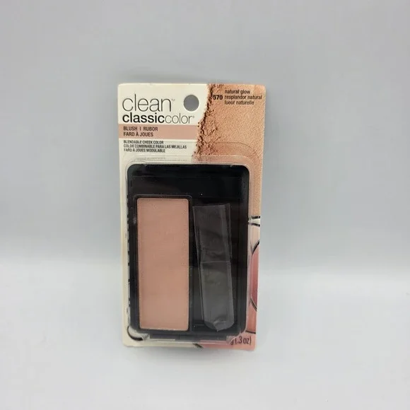 New Covergirl Clean Classic Color 570 Natural Glow  .3 oz Blush Sealed