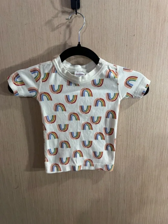 Hanna Andersson White Short Sleeve Pj Tee with Rainbow Print Size 3T