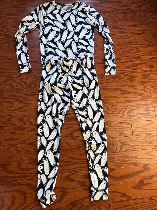 Cat & Jack Black and White Ghost Print Kids Pajama Set
