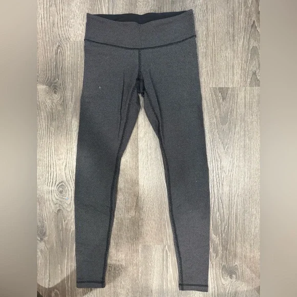 Lululemon Athletica Black Leggings Streamlined Fit
