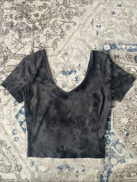 Lululemon Athletica Women's Black Tie-Dye Scoop Crop Top