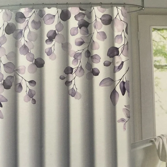 Shower curtain+ bonus
