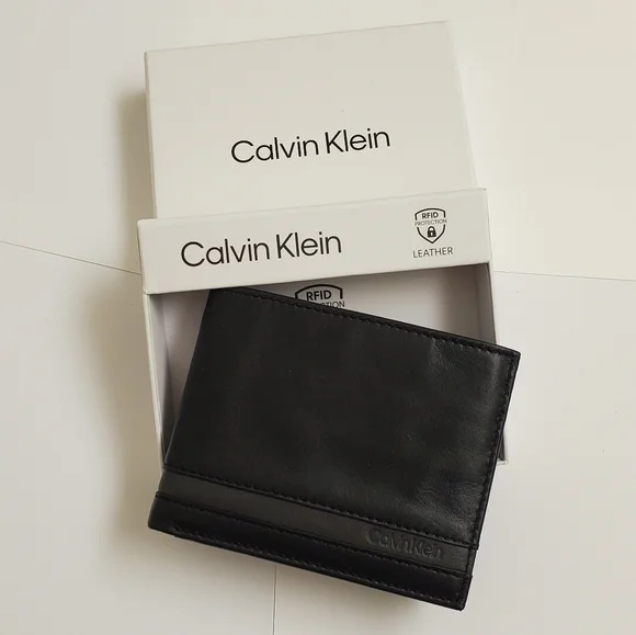 New Calvin Klein black mens real leather wallet