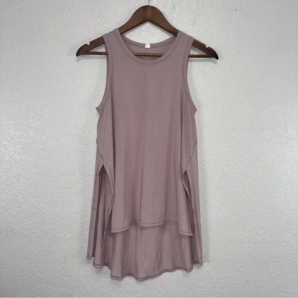 Lululemon Athletica Muscle Sleeveless Mauve Top XS Shirt High‎ Low Workout #cc
