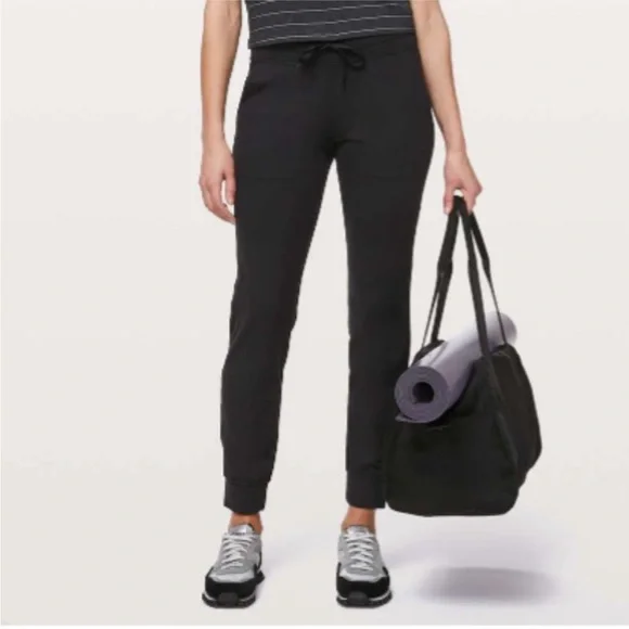 Lululemon Ready To Rulu Black Pant 29” 6