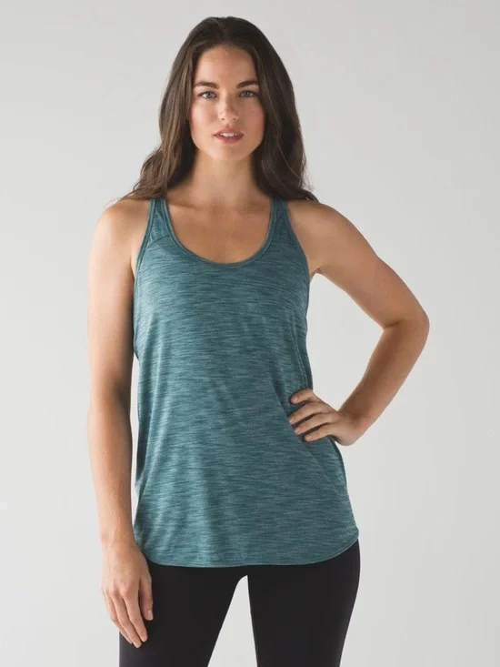 EUC Lululemon Essential Tank Size 10-12