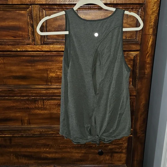 Lululemon Open Back Tank Top, Green! P2P Is 16
