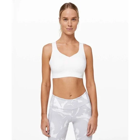 Lululemon enlite bra size B32