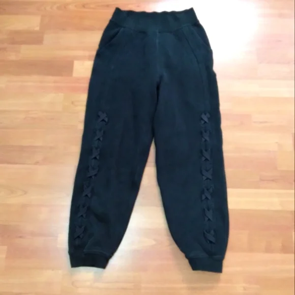Lululemon Braided Detail High-Rise Jogger‎