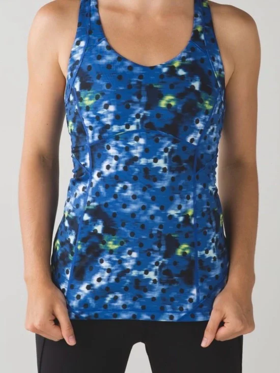 Lululemon Kanto Catch Me Tank size 4
