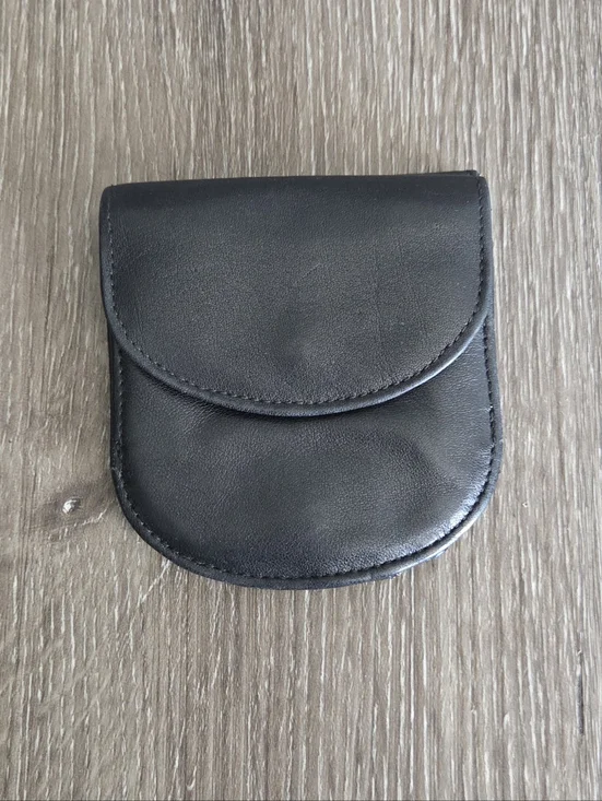 Stone Mountain Black Leather Taxi Wallet