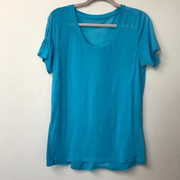Lululemon blue thin short sleeved top.