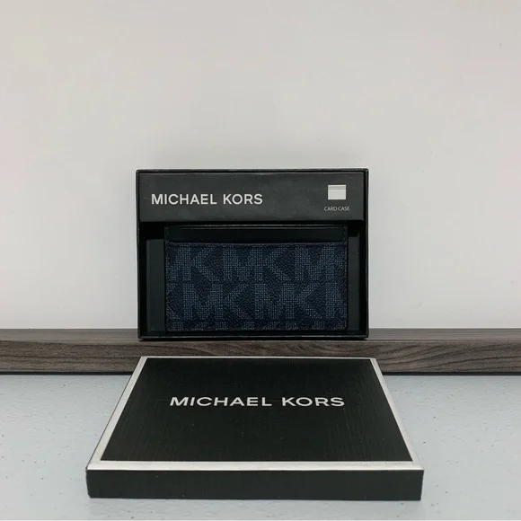Michael Kors Jet Set Men’s Card Case