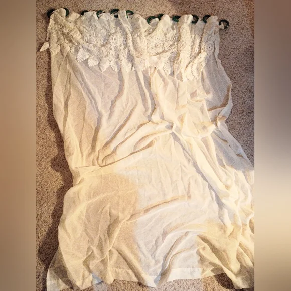 Shower curtain with fabric covered rings