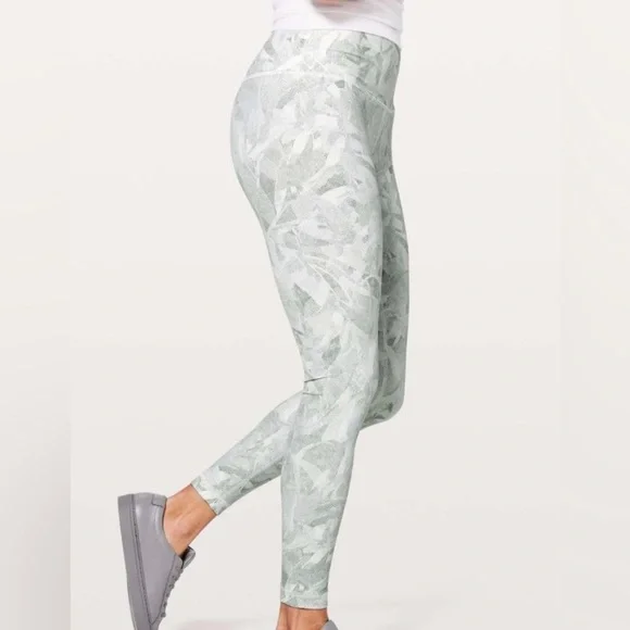 Lululemon Wunder Under Hi-Rise Tight 28