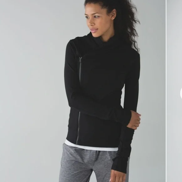 Lululemon |‎ Bhakti Yoga Jacket in navy