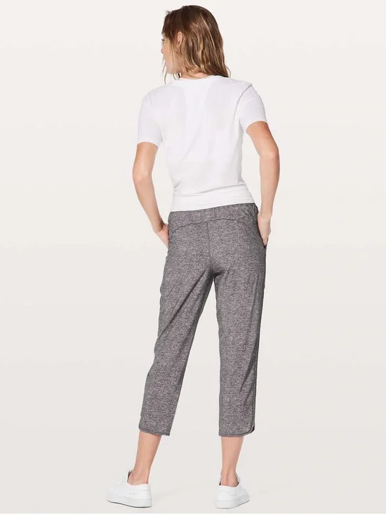 Lululemon /// Women’s Final Play Crop 23