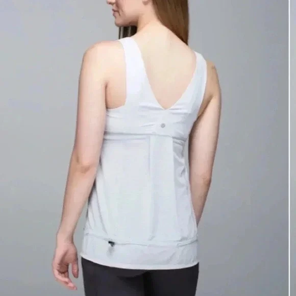 Lululemon hustle and bustle tank