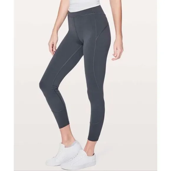 Lululemon In Movement 7/8 Tight Everlux 25