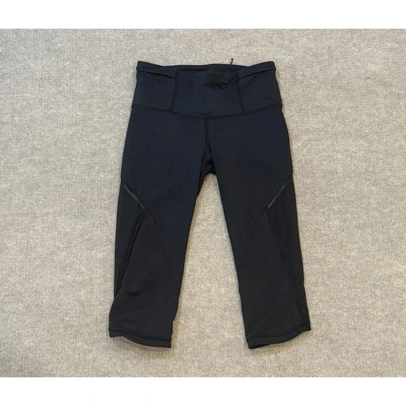 Lululemon Women's Black Wunder Train High Rise Cropped Leggings Size 6