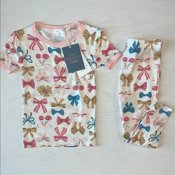 Tres Beau et Belle Cherry Bows Bamboo Pajama Set 3T 4T
