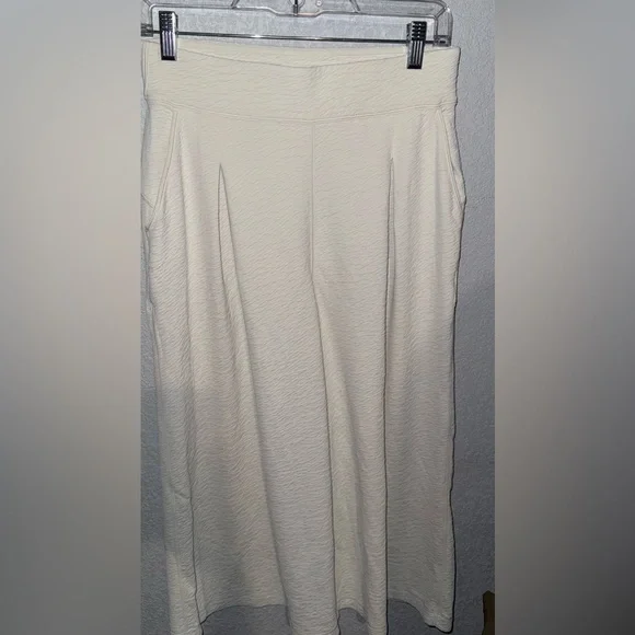 Lululemon Athletica Cream Wide-Leg‎ Pants
