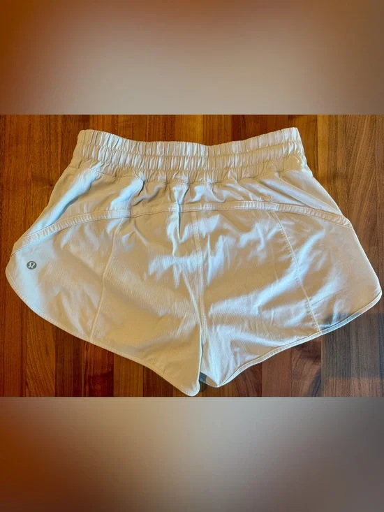Lululemon Hotty Hot Short 2.5” Women’s Running