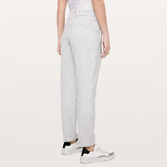 Lululemon‎ On The Fly Pant 27” Wee Are From Space Nimbus Battleship Size 2