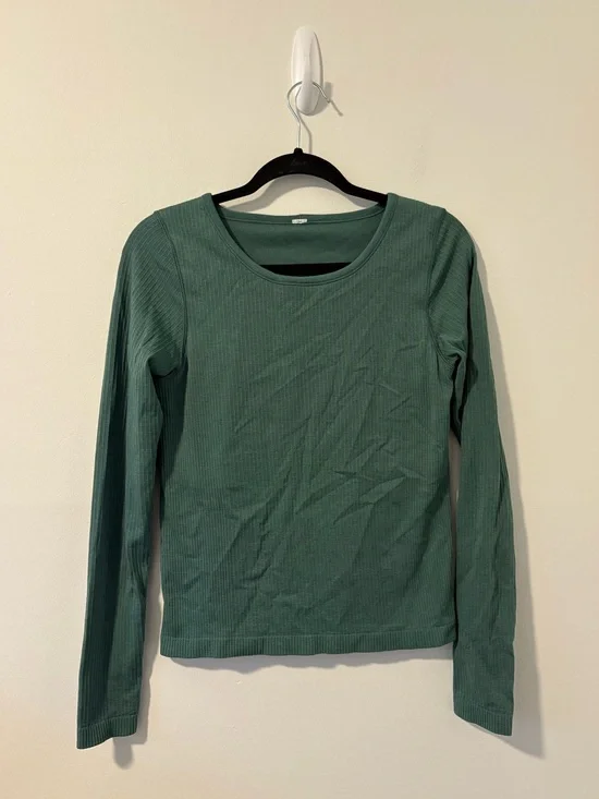 Lululemon Ebb To Street Longsleeve Size 10