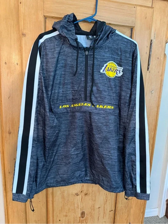 NBA LA Lakers Lightweight Windbreaker Men's Sz Large, Like New Sporty