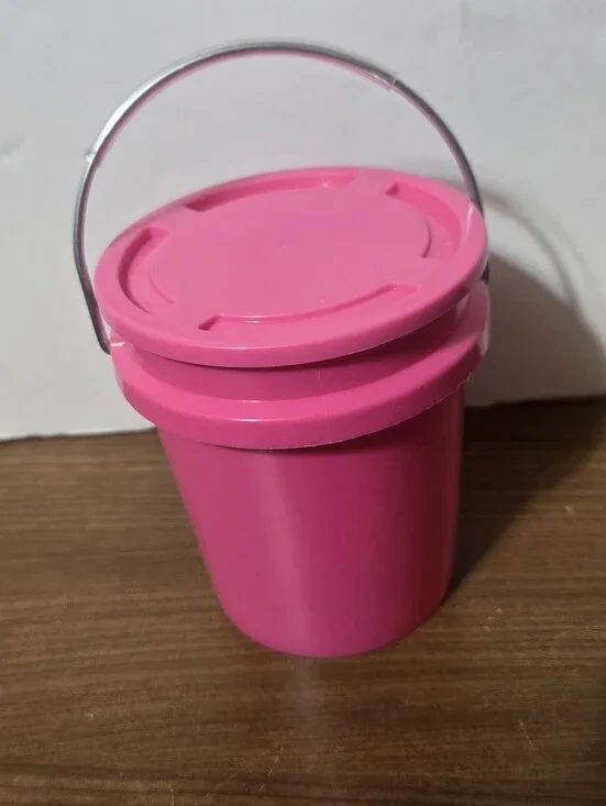 MINI BUCKET Hot Pink Plastic Party Favor Pail with Handle