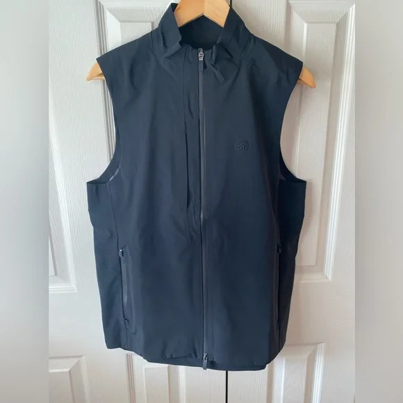 G/FORE Onyx Black Weather Resistant Slim Fit Repeller Golf Vest Gilet S