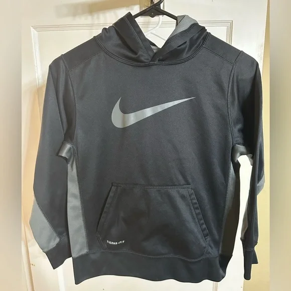 Kids Nike Black and Gray Hoodie