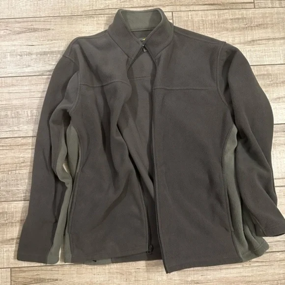 Bass Pro Shop Fleece Jacket