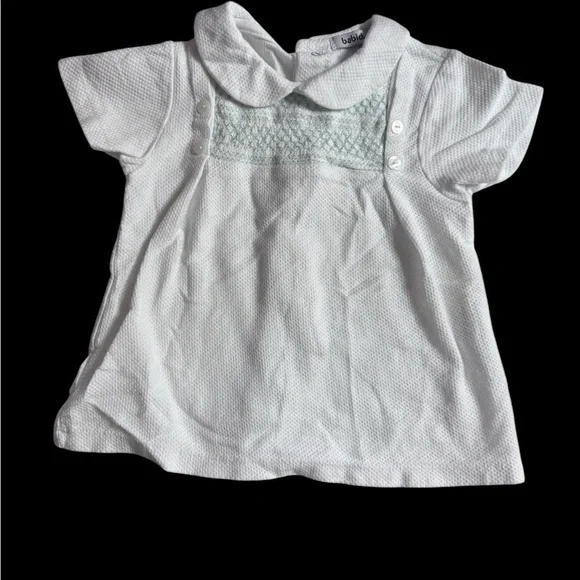 Babidu white shirt with green embroidery. K241