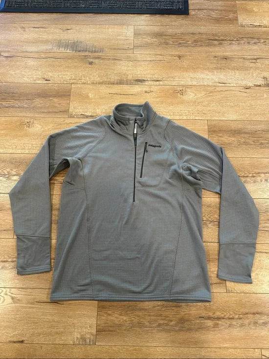 Patagonia Men's Half-Zip Regulator Pullover - Gray