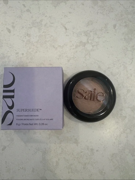 Saie Supersuede Radiant Baked Bronzer - color is Palermo