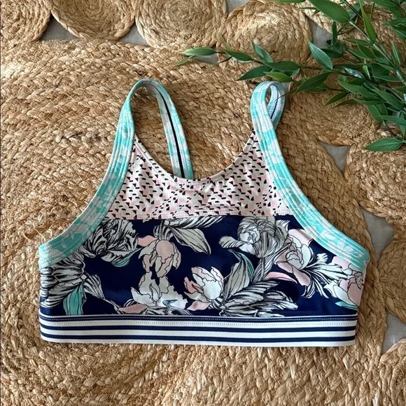Athleta girls Size 12 Workout Sport bra Floral‎