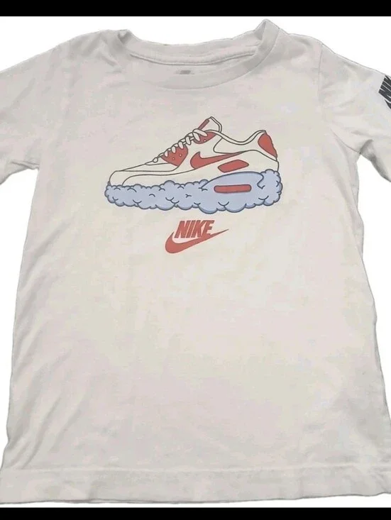 Nike Shoe Boys Graphic T-Shirt Size:4T Boys Tee